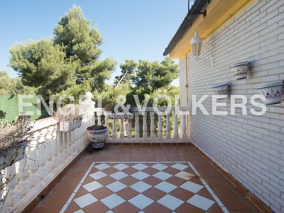 Terrassa de Casa o xalet en venda en Onda amb Calefacció, Jardí privat i Terrassa