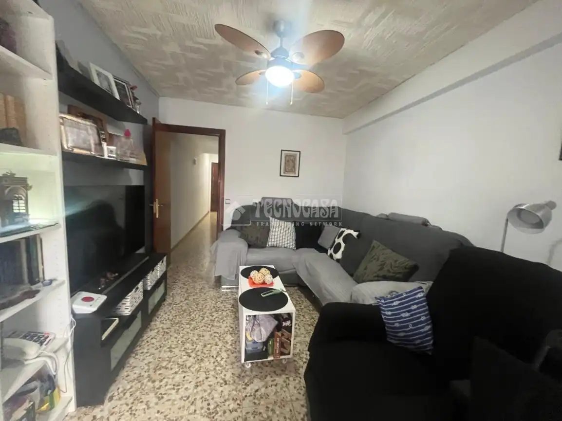Wohnzimmer von Wohnung zum Verkauf in Parla mit Heizung