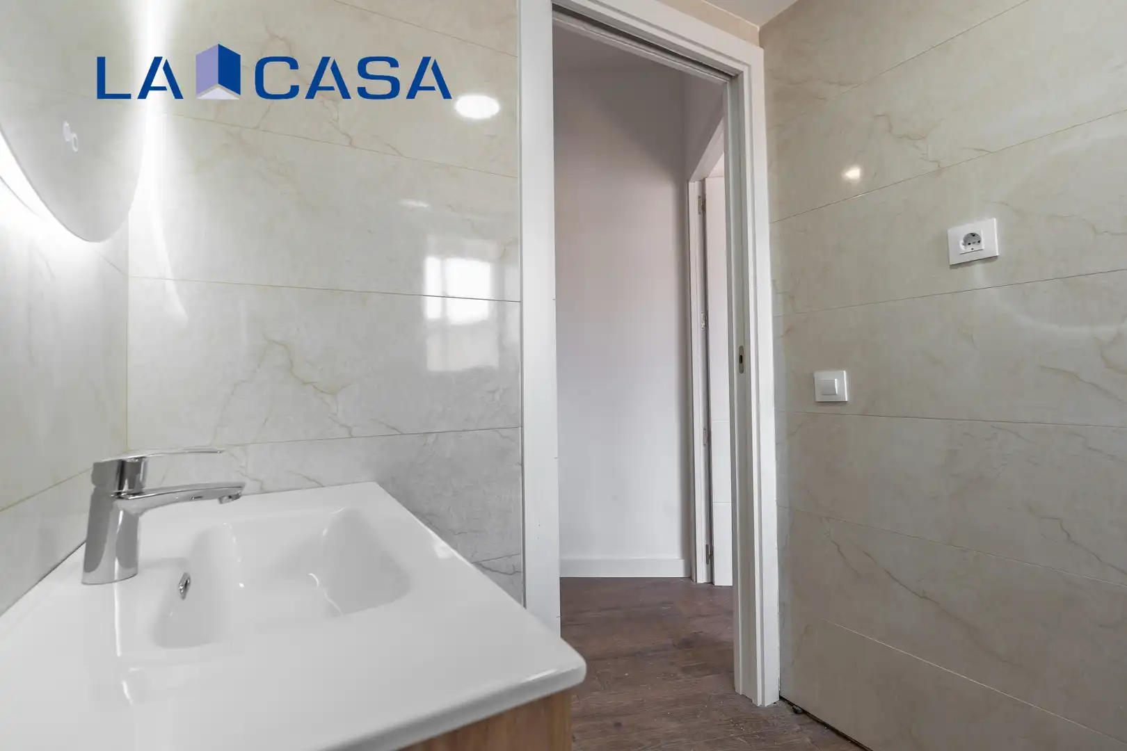 Baño de Piso en venta en Madrid con Calefacción y Terraza