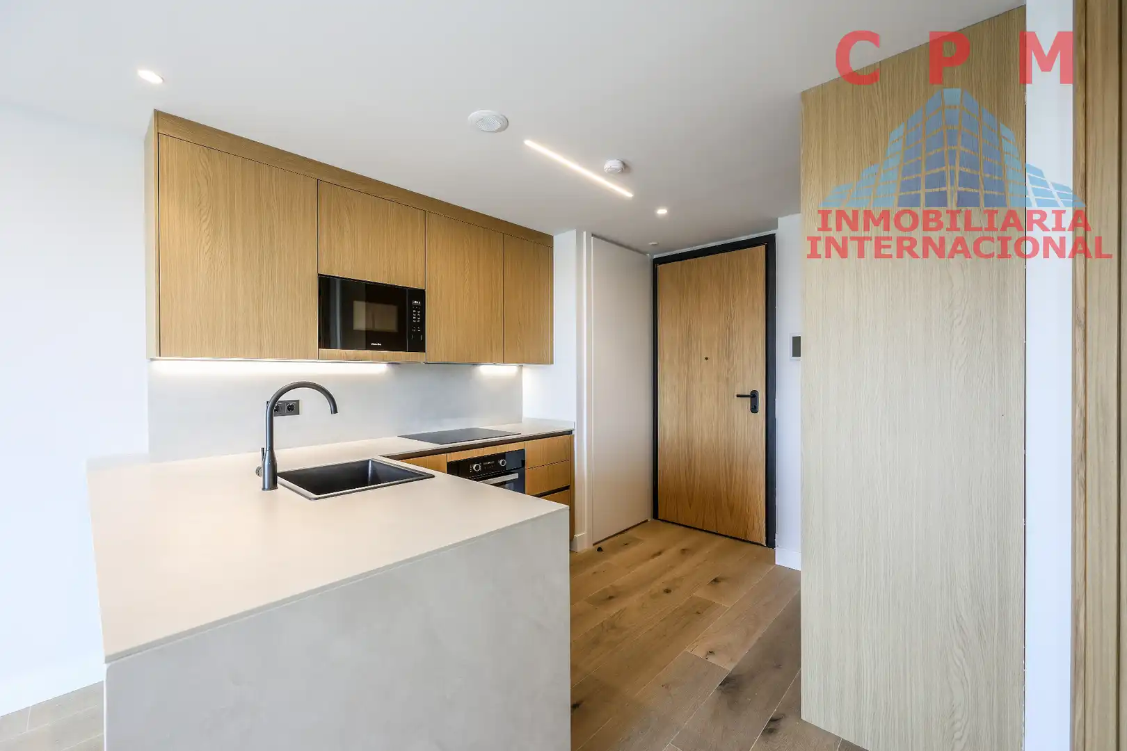 Kitchen of Flat for rent in Madrid  with Air Conditioner, Heating and Parquet flooring