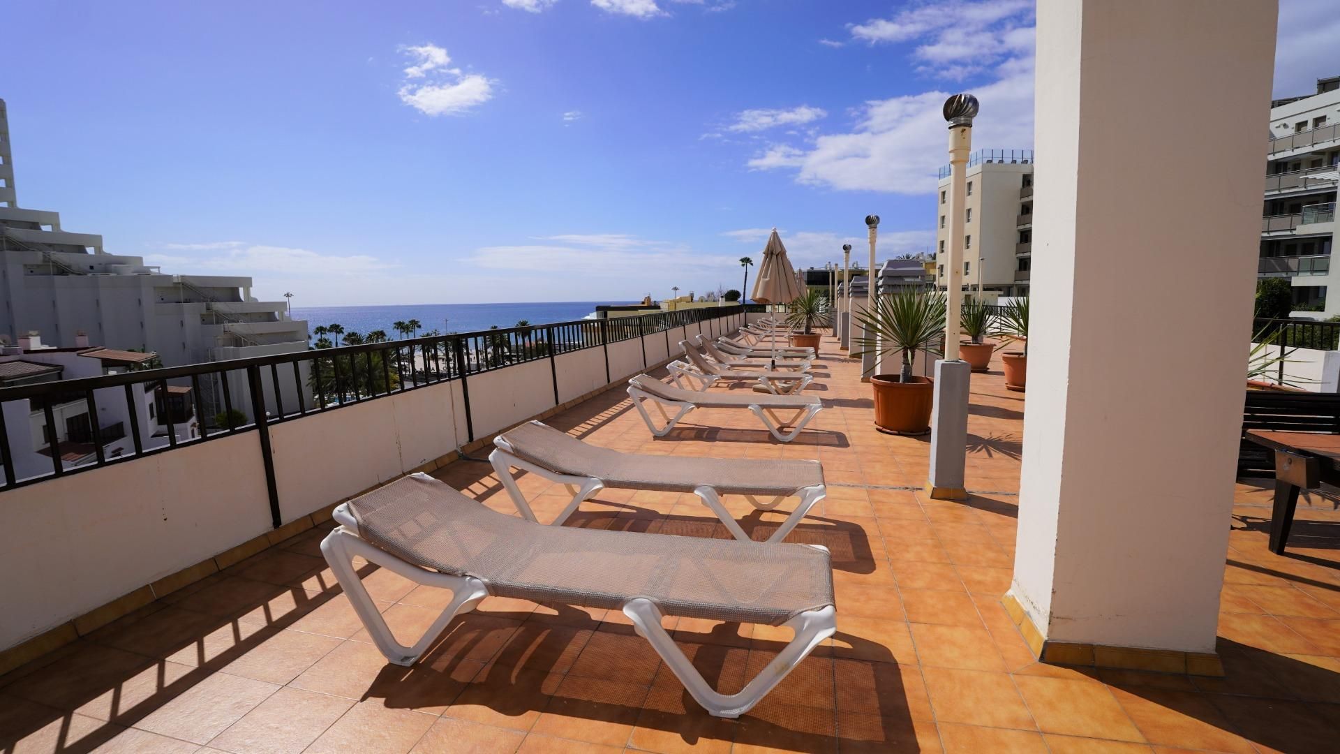 Terrassa de Apartament en venda en San Bartolomé de Tirajana amb Terrassa i Piscina comunitària