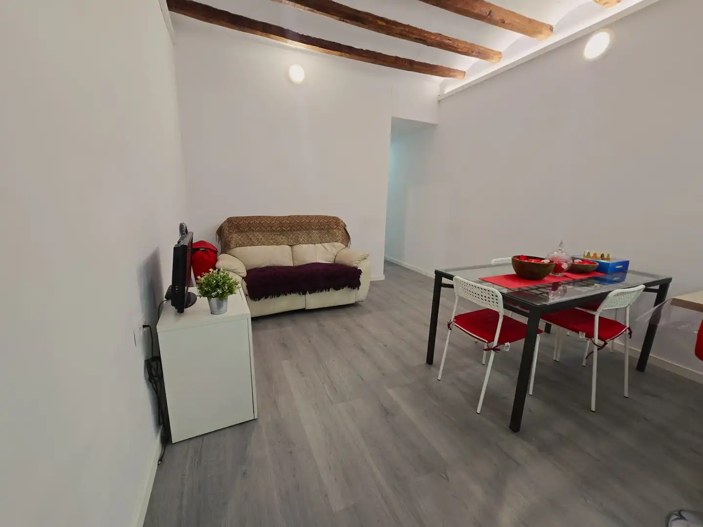 Sala d'estar de Pis en venda en Tarragona amb Aire condicionat, Parquet i Moblat