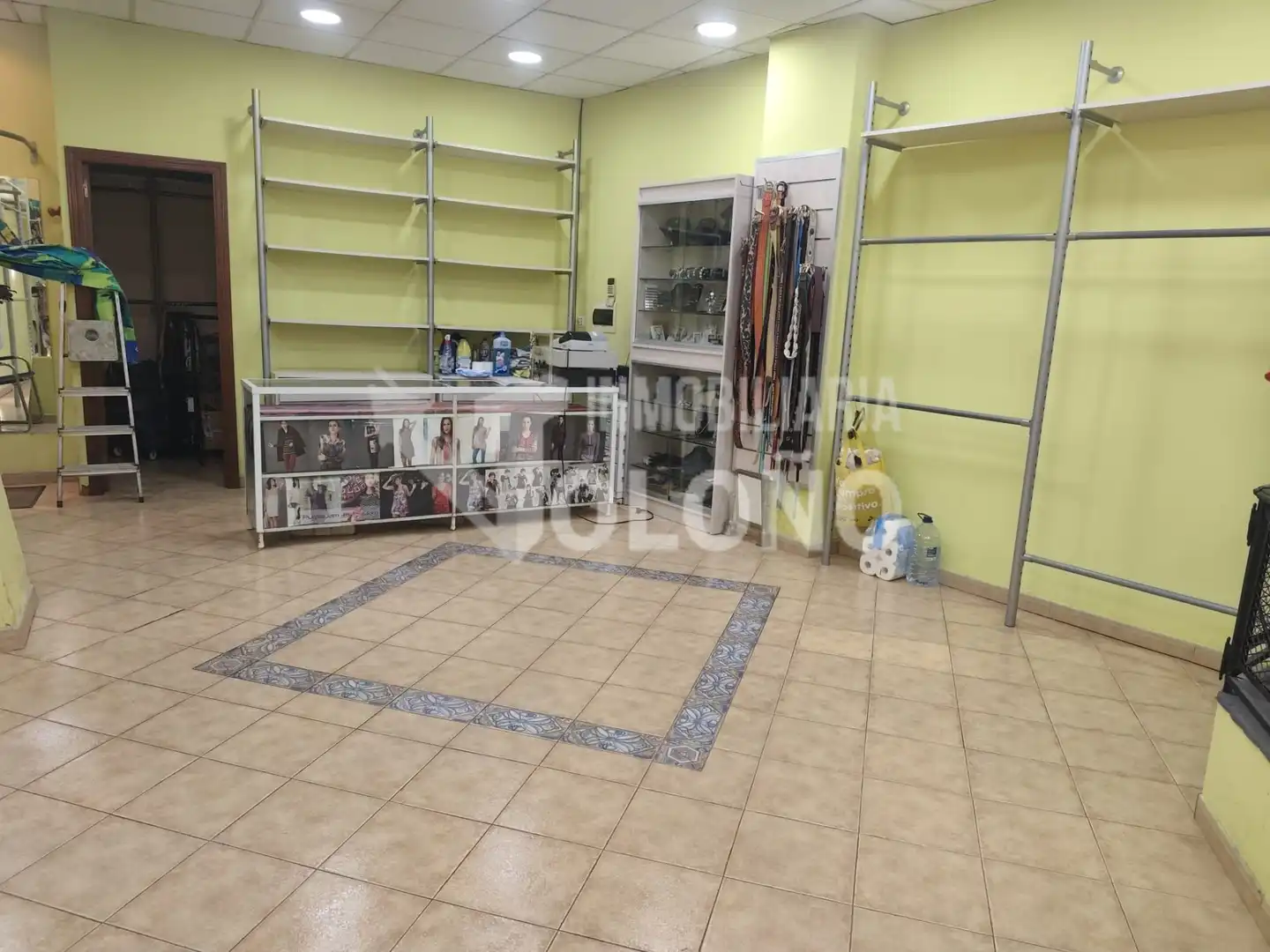Local comercial en venta en Calle Ventilla 63, imagen 2