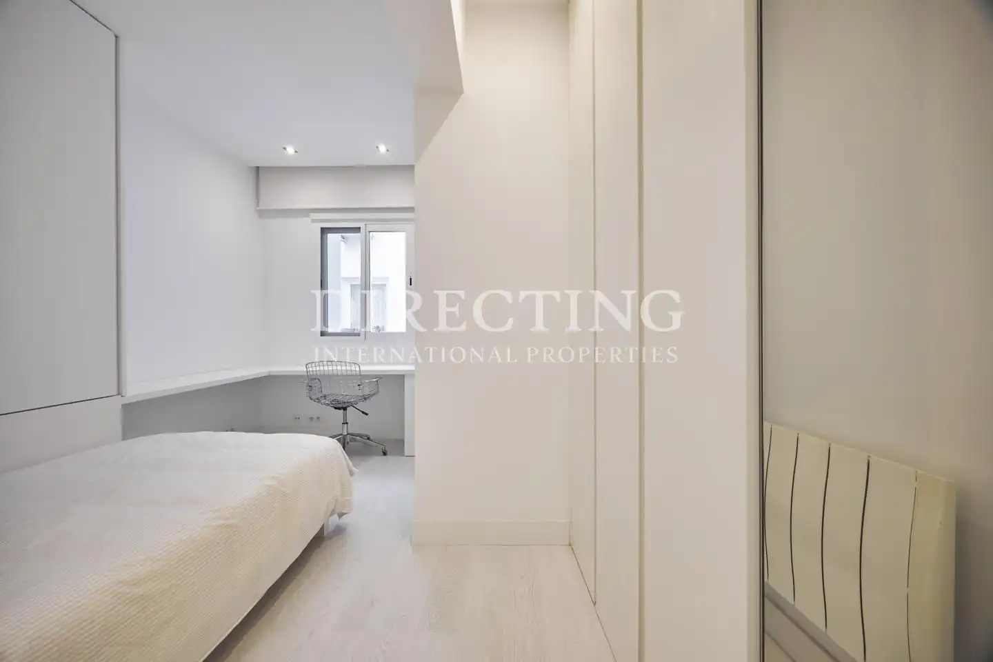 Schlafzimmer von Maisonette zum Verkauf in Madrid mit Klimaanlage, Heizung und Möbliert