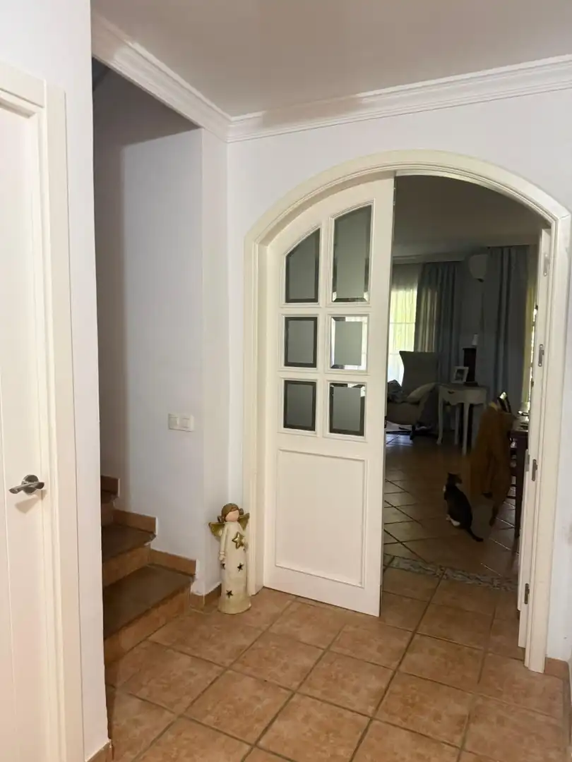 Detached homes for sale in Cotomar
