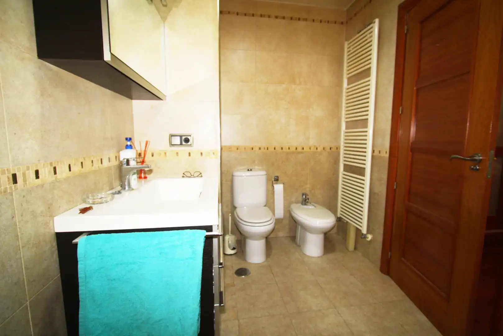 Bathroom of Houses for sale in Albacete  with Air Conditioner, Heating and Private garden