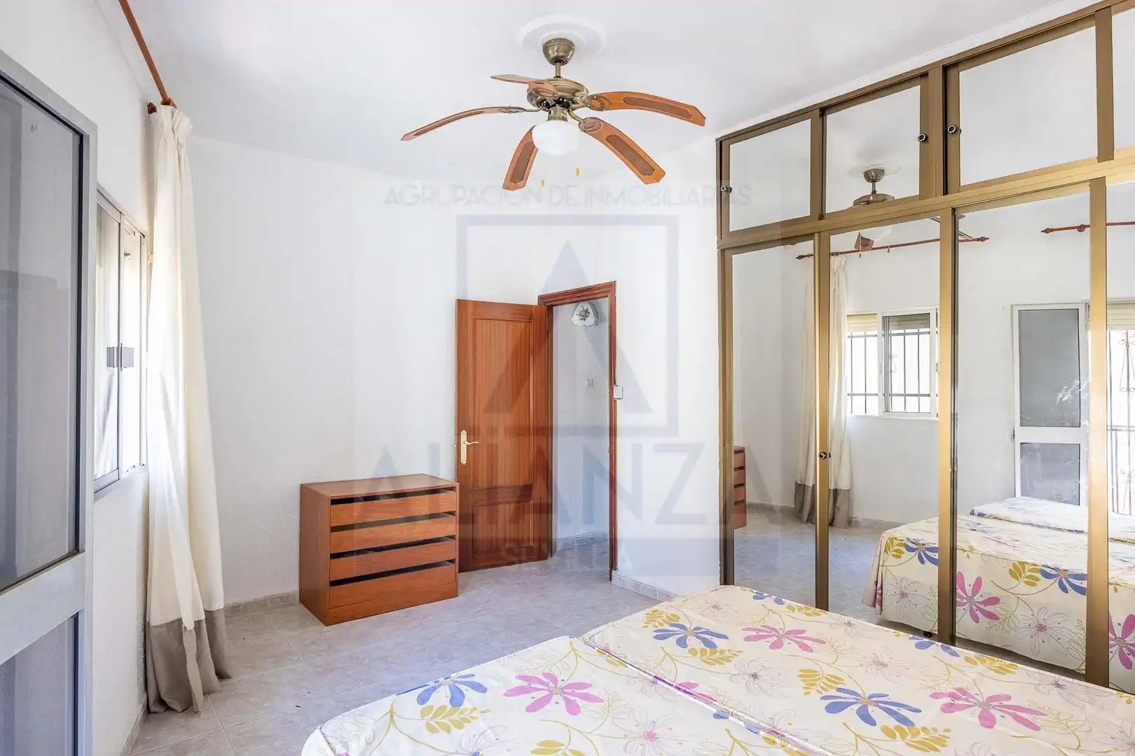 Casa adosada en venda a Camino Camino Monte, Balcón de Sevilla - Atalaya - La Uva - La Extremeña