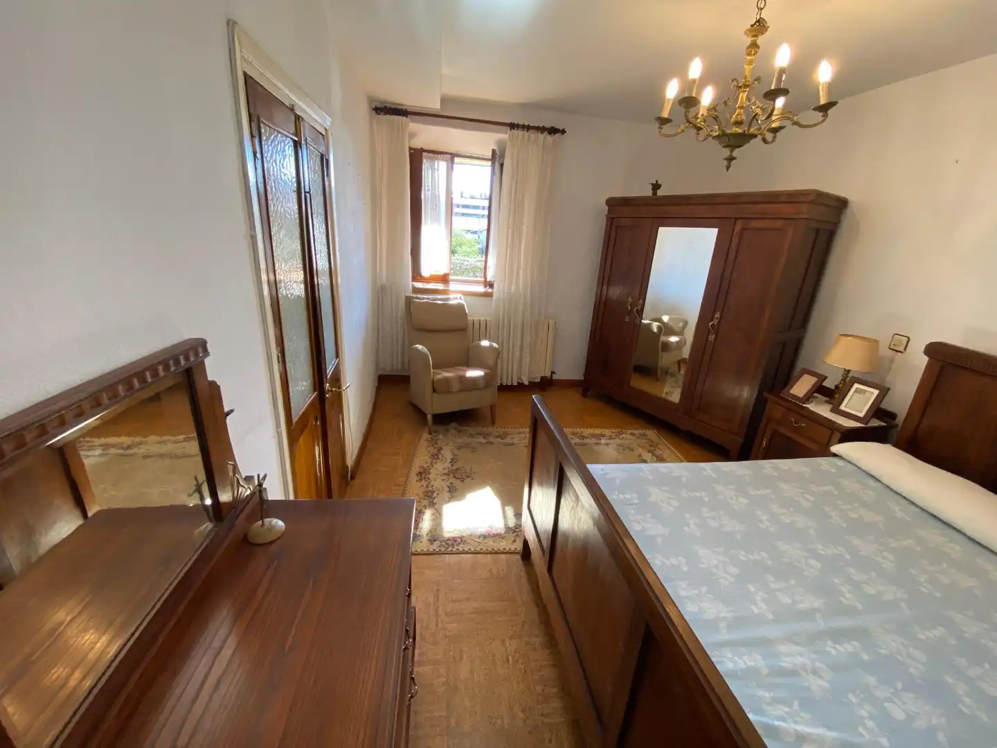 Habitación de Casa adosada en venta en Villaviciosa con Trastero y Balcón