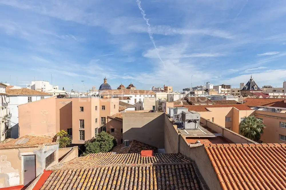 Vista exterior de Àtic en venda en Valencia amb Aire condicionat, Calefacció i Terrassa