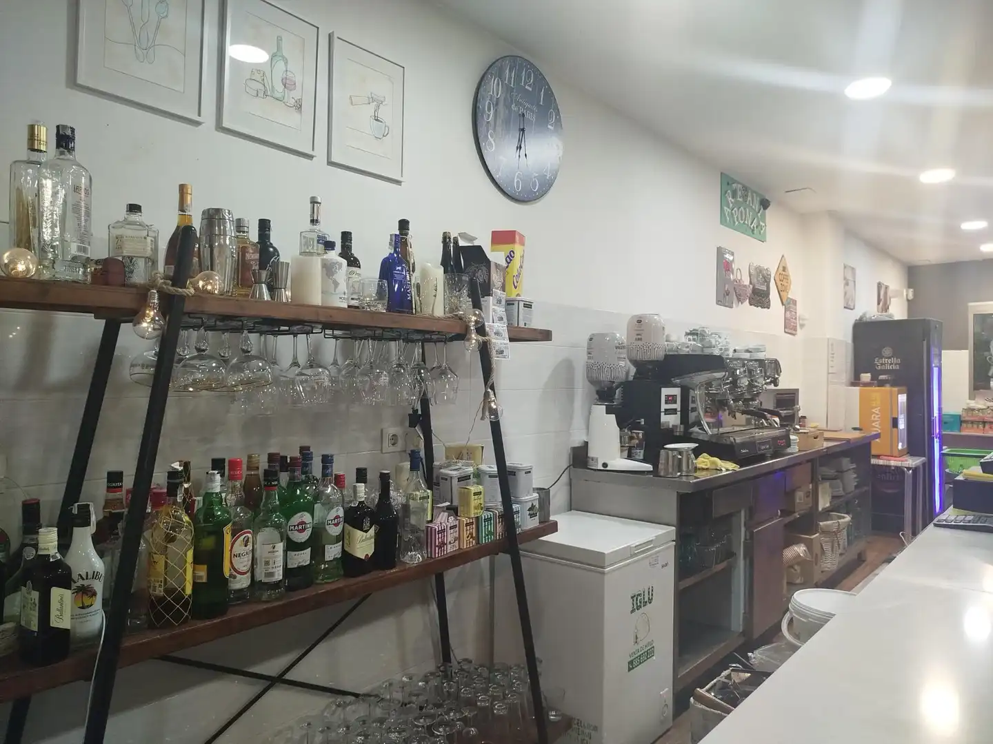 Local en traspaso en Manises con Aire acondicionado