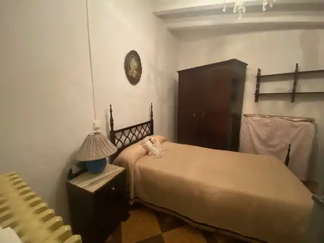 Dormitori de Casa o xalet en venda en Ajofrín amb Calefacció, Jardí privat i Traster