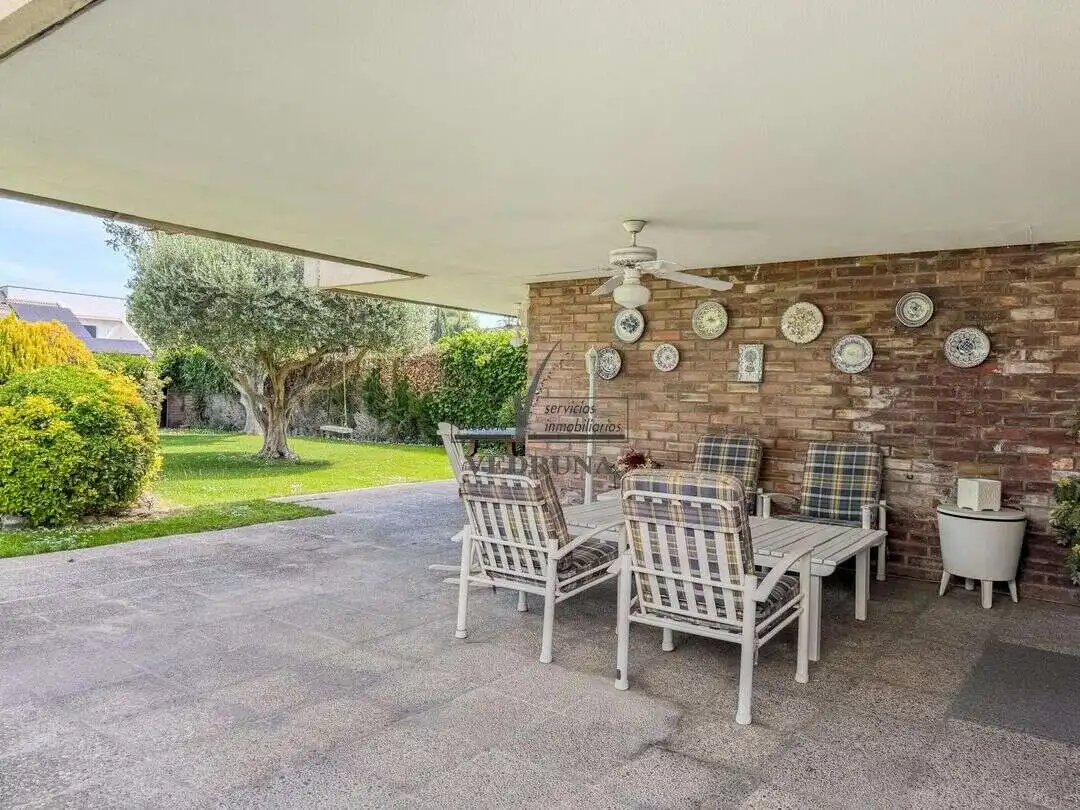 Terraza de Casa adosada en venta en Zaragoza con Aire acondicionado, Calefacción y Jardín privado