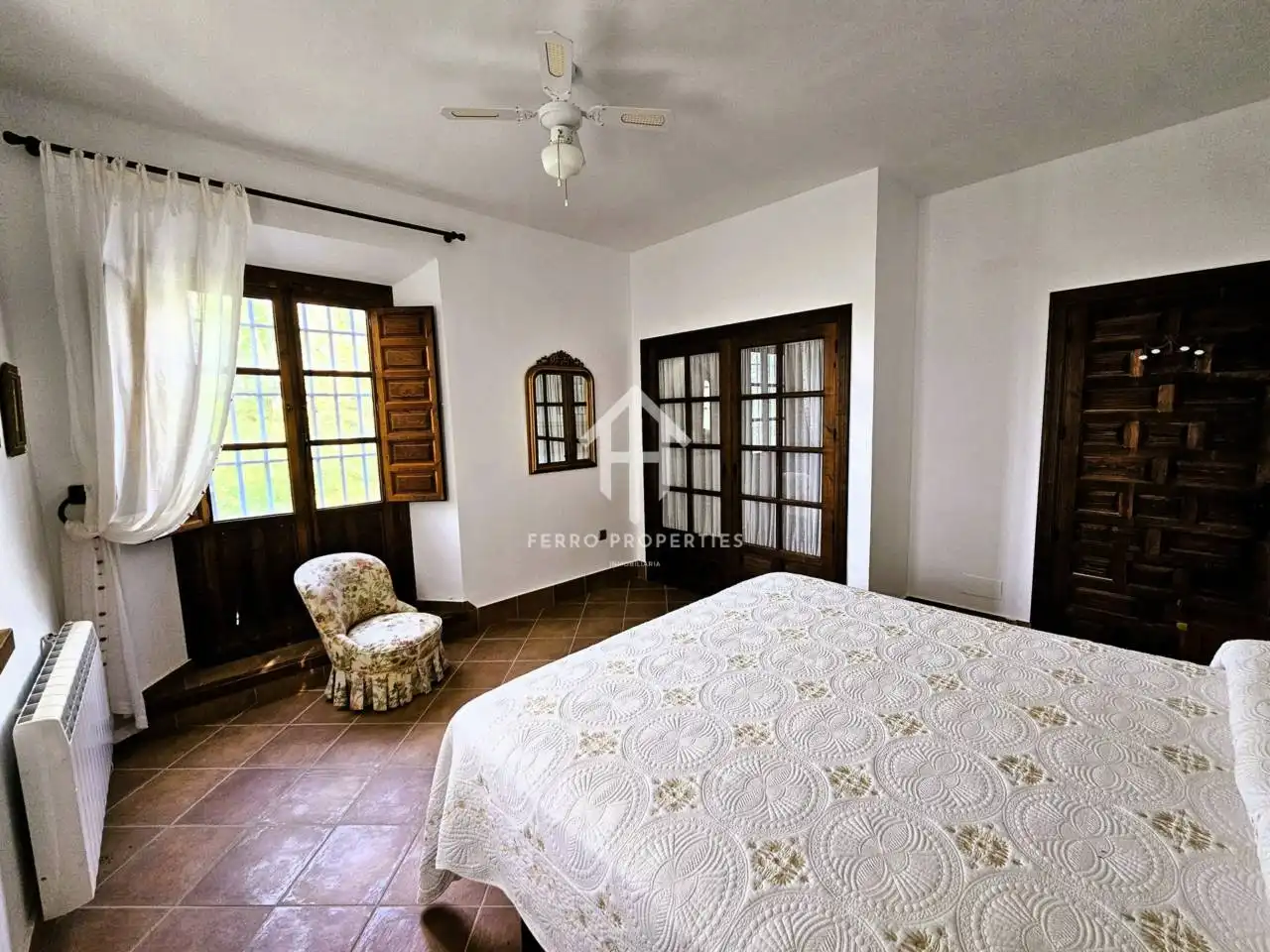 Bedroom of Houses for sale in Villanueva de Tapia  with Air Conditioner, Heating and Private garden
