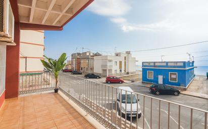 Vista exterior de Pis en venda en Santa Pola amb Terrassa