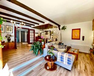 Living room of House or chalet for sale in Pacs del Penedès  with Terrace and Balcony