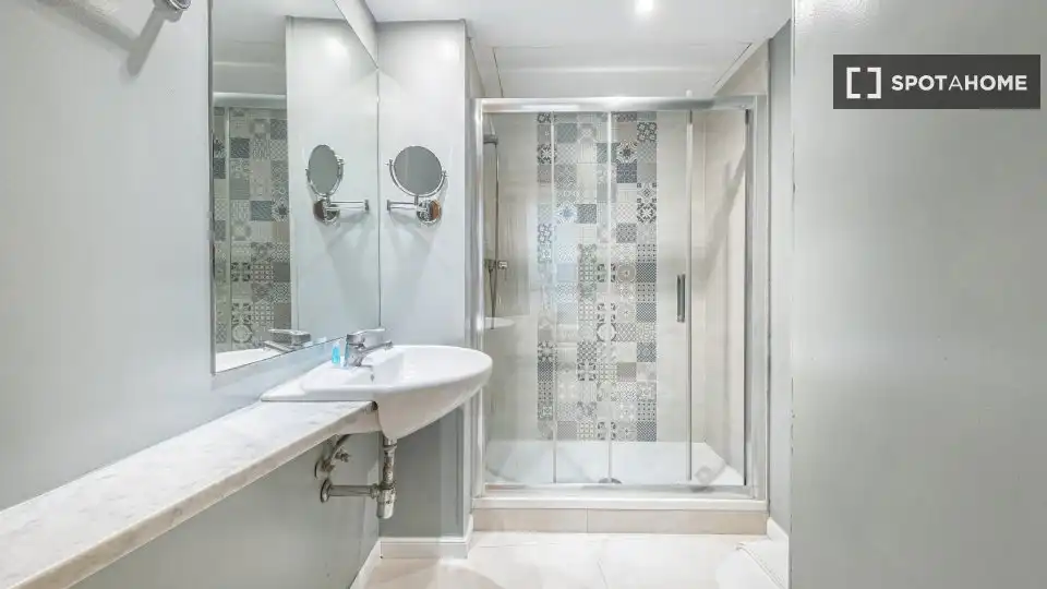 Flat with terrace to rent in Ciutat Vella, imagen 12