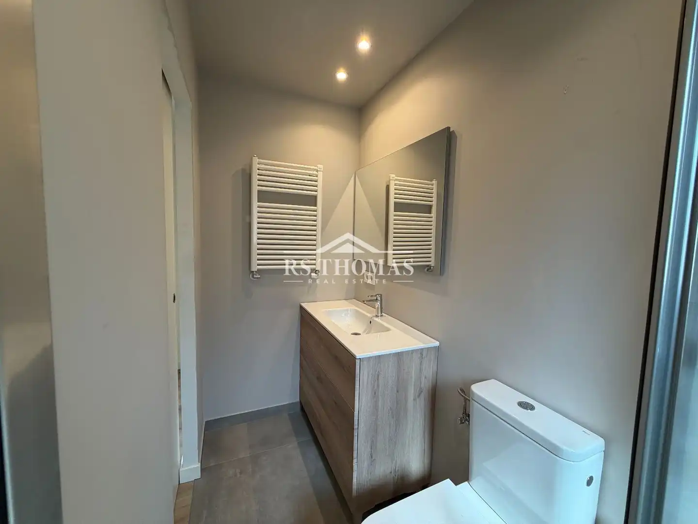 Baño de Piso de alquiler en Andorra la Vella con Calefacción y Terraza