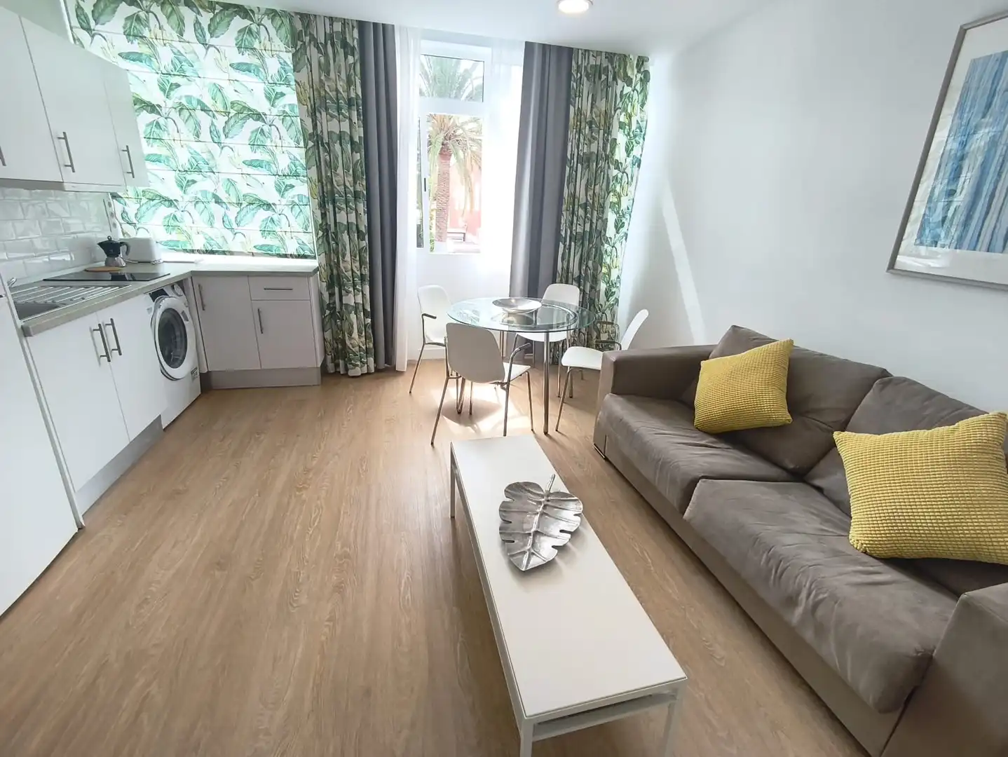 Wohnzimmer von Wohnung zur Miete in Las Palmas de Gran Canaria mit Parkett, Möbliert und Waschmaschine