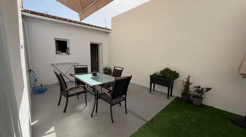 Casa en Calle Caridad. Zona colegio Embajador Beltran