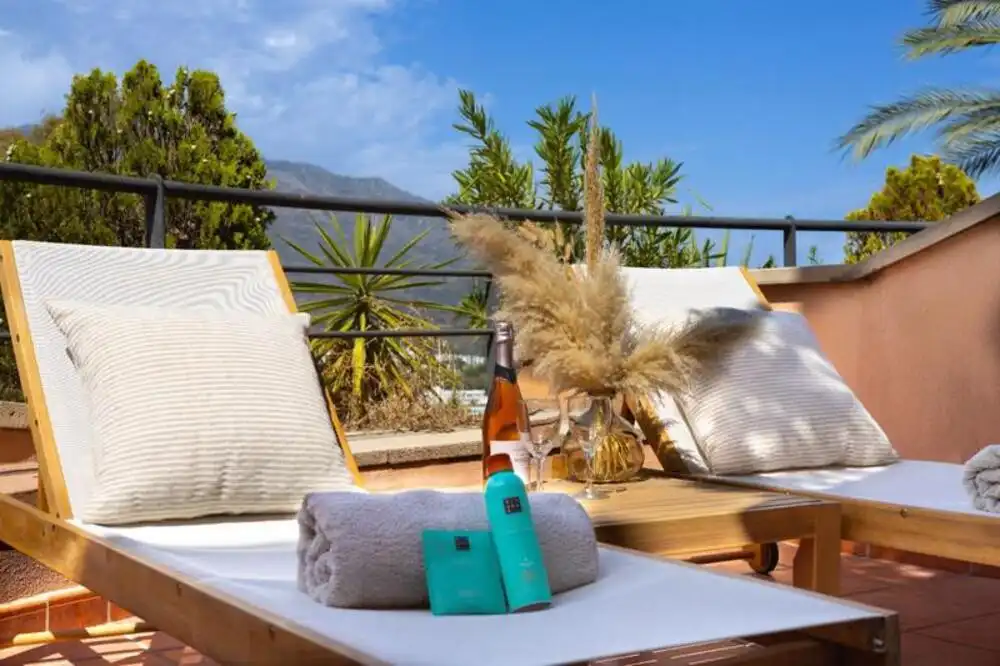 Apartament amb piscina en venda a Nueva Andalucía, imagen 8