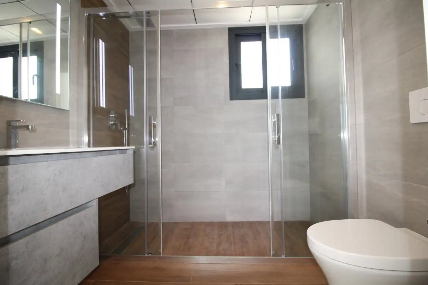 Baño de Casa o chalet en venta en La Nucia con Aire acondicionado, Calefacción y Jardín privado