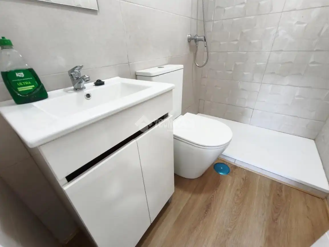 Bany de Pis en venda en Alcorcón amb Parquet