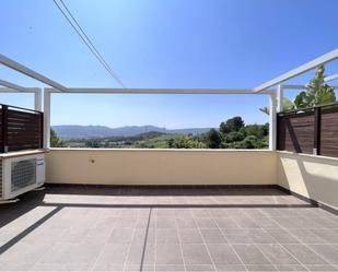 Terrassa de Dúplex de lloguer en Sant Llorenç d'Hortons amb Aire condicionat, Calefacció i Parquet