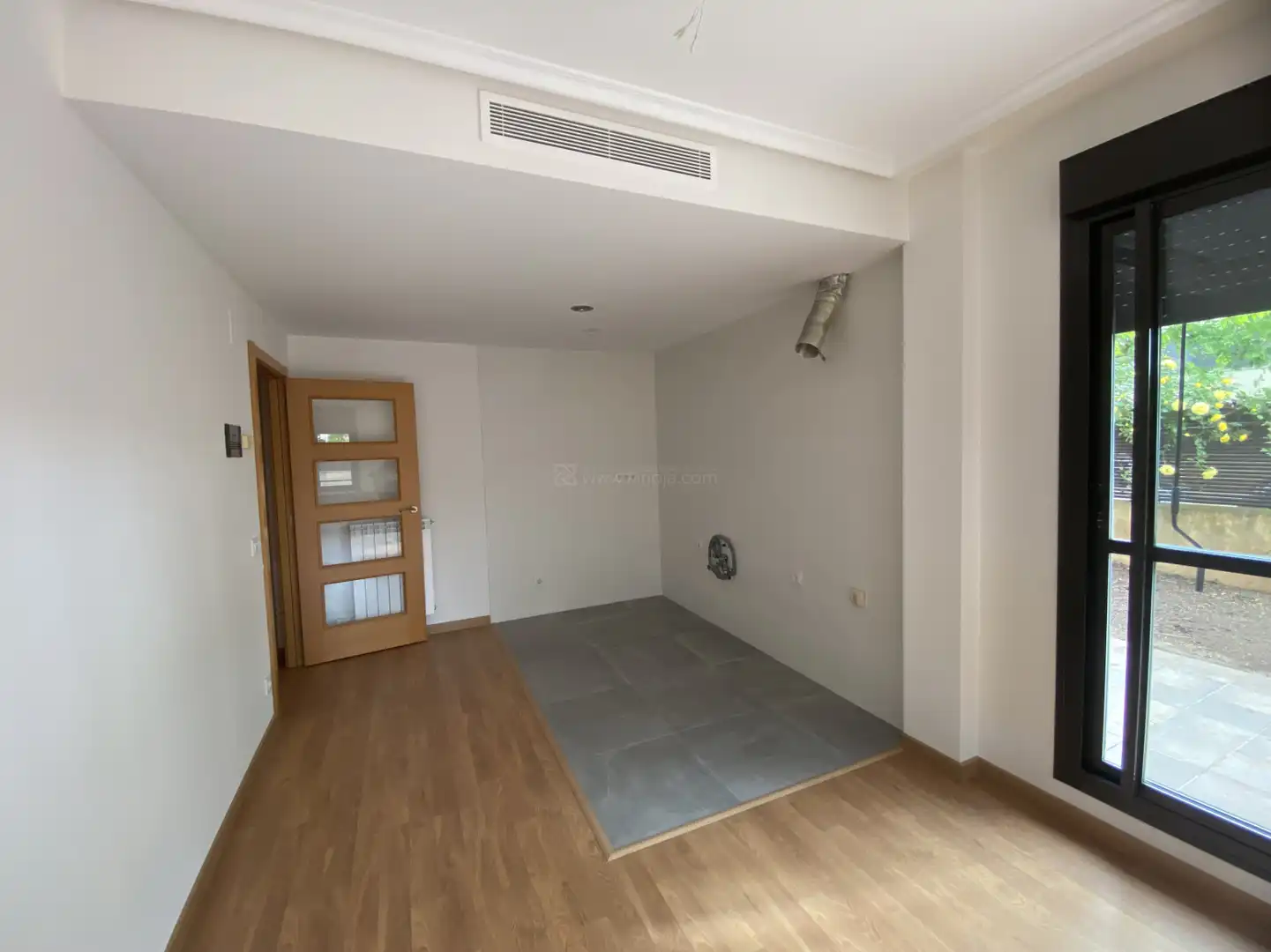 Piso en venta en Lardero con Calefacción, Jardín privado y Parquet