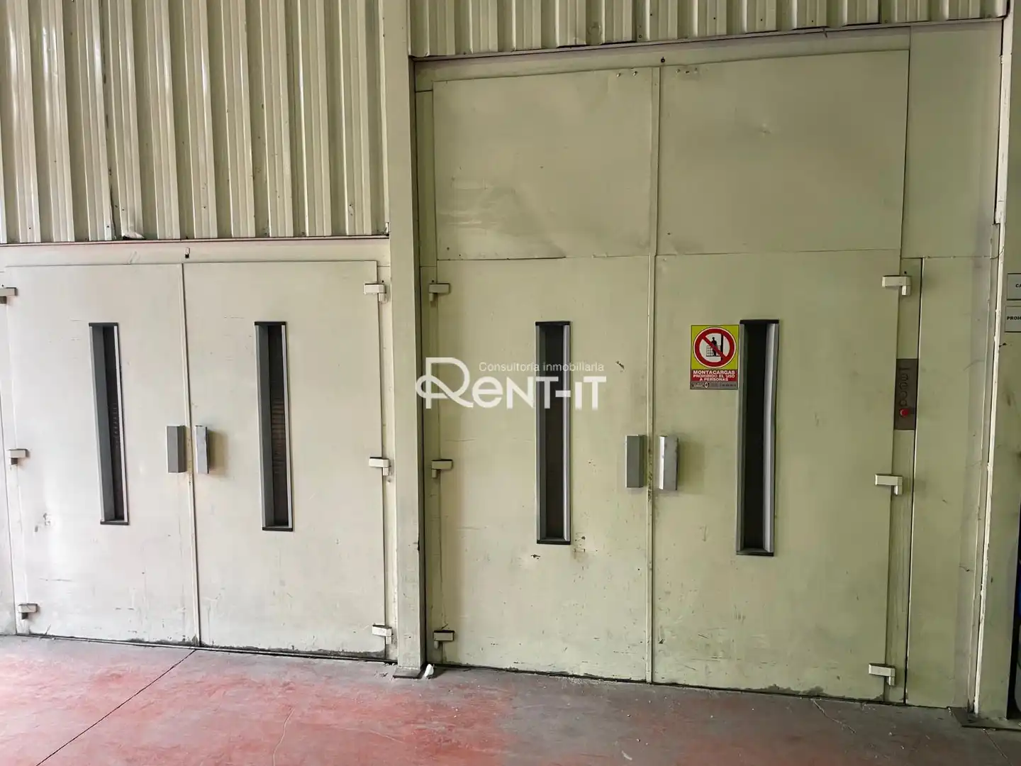Nau industrial de lloguer en Sant Feliu de Llobregat