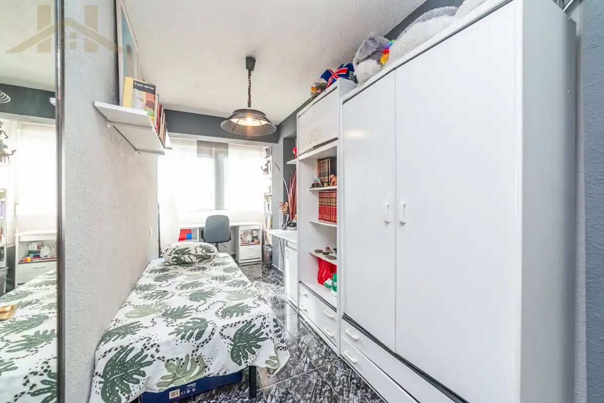 Bedroom of Flat for sale in Alcorcón  with Heating, Terrace and Furnished