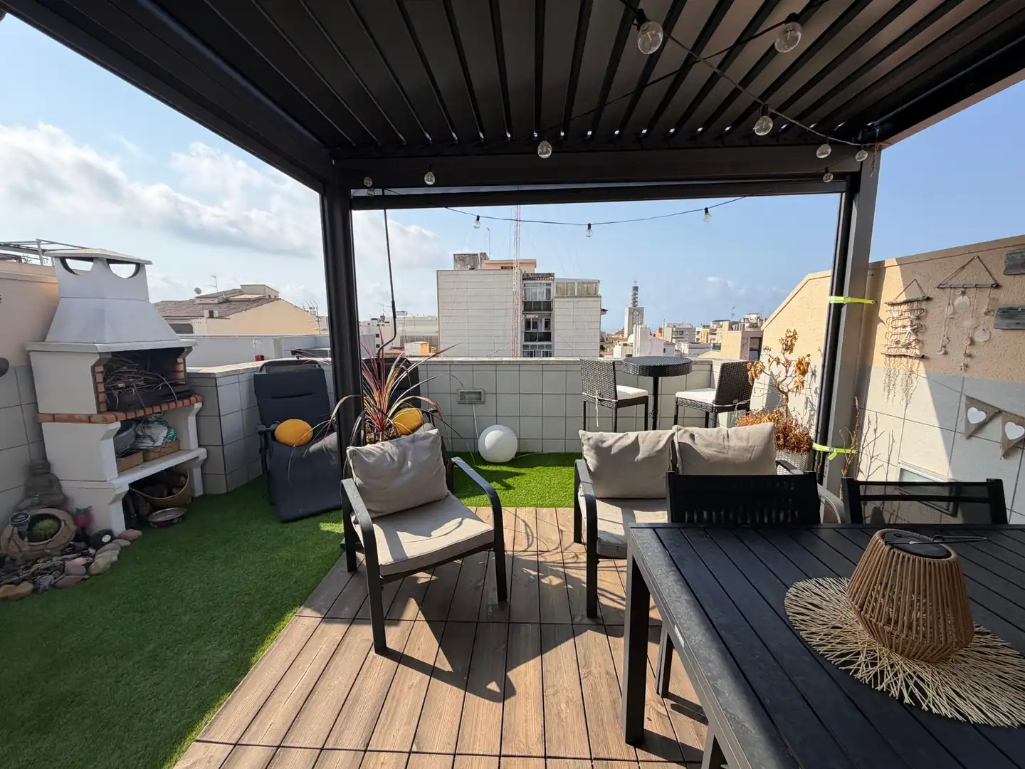 Ático con ascensor en venta en Carrer de Cristòfor Colom