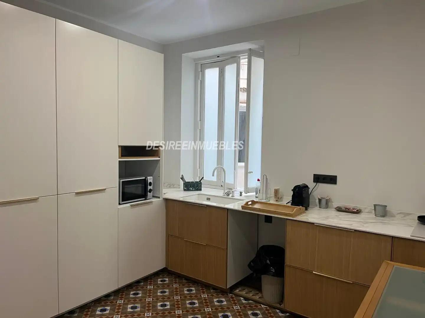 Cocina de Oficina de alquiler en Valencia con Aire acondicionado, Calefacción y Terraza