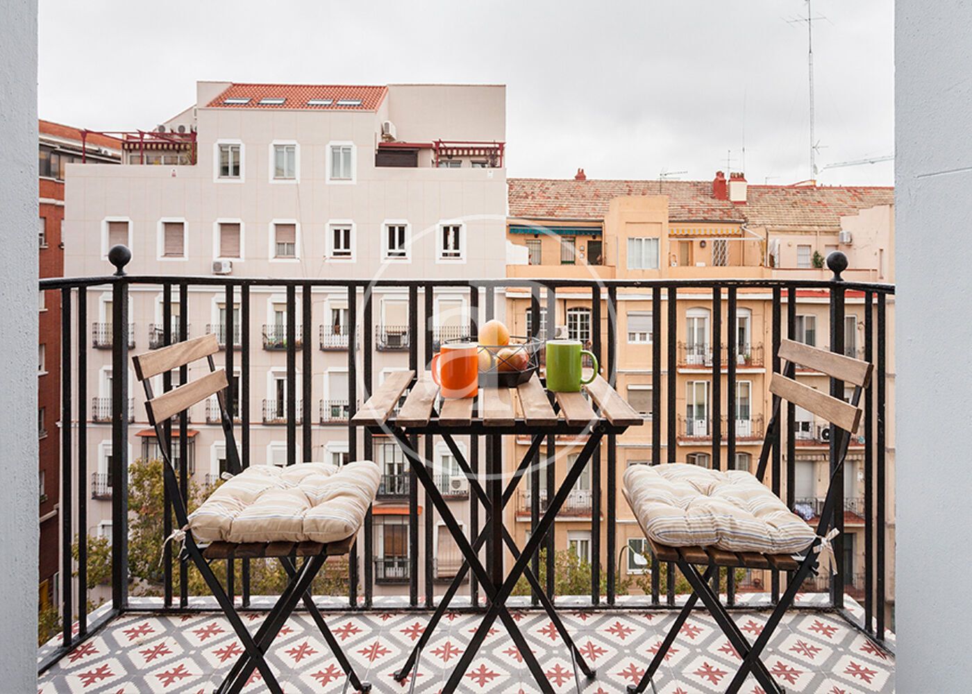 Terrassa de Pis de lloguer en  Madrid Capital amb Aire condicionat, Calefacció i Moblat