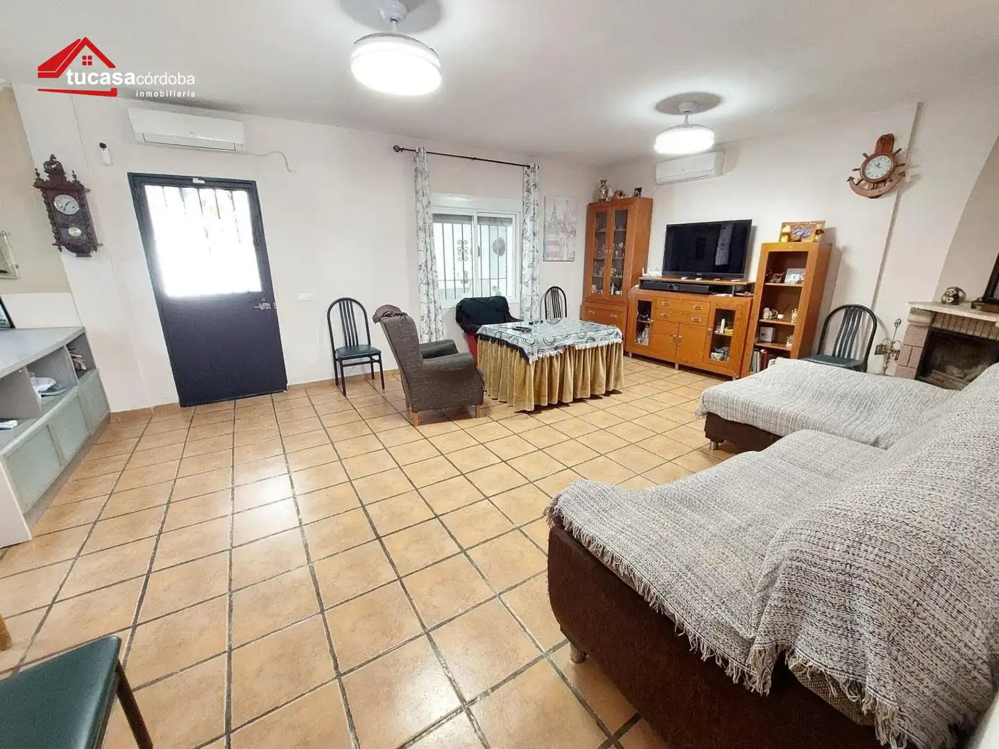 Sala d'estar de Finca rústica en venda en Montemayor amb Traster, Piscina i Moblat