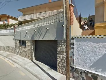 Haus zum Verkauf in Carrer de la Palmera
