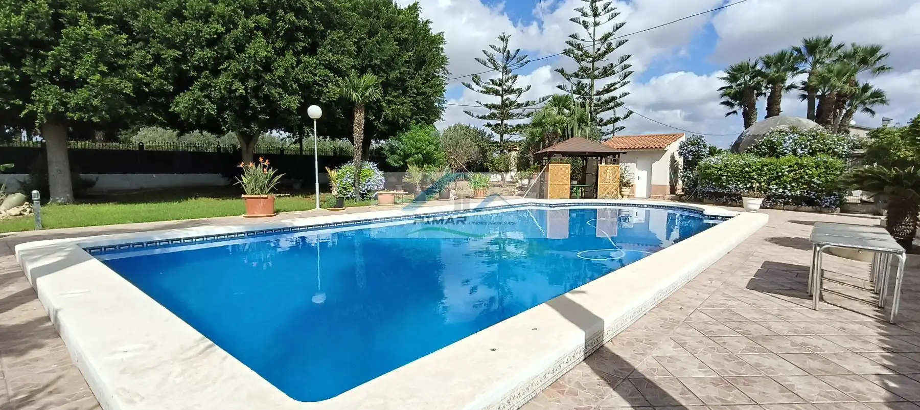 Piscina de Casa o xalet en venda en Elche / Elx amb Aire condicionat, Calefacció i Terrassa