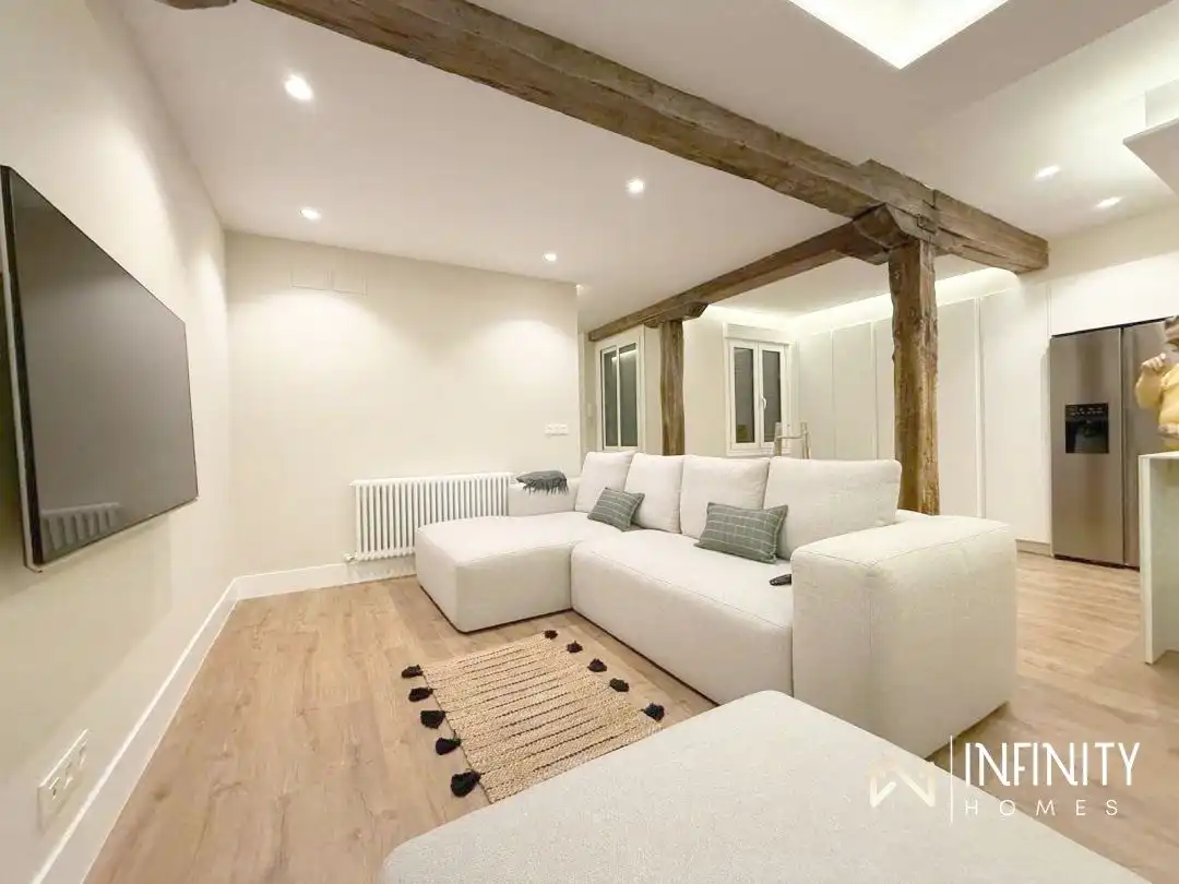 Flat with terrace to rent in Hernani Kalea
