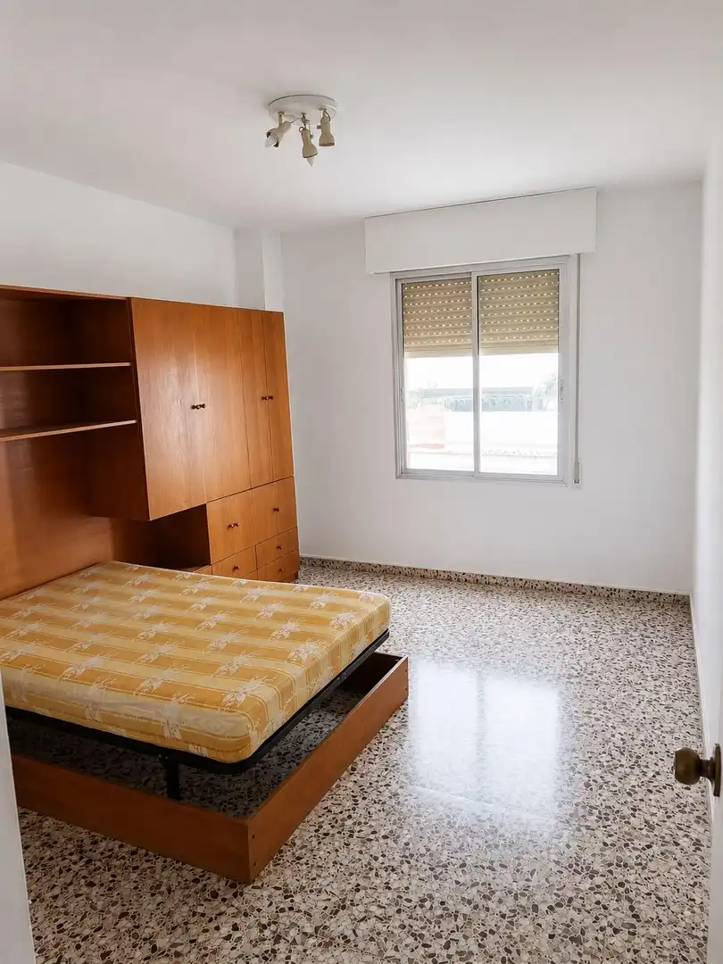 Habitación de Piso en venta en Murcia