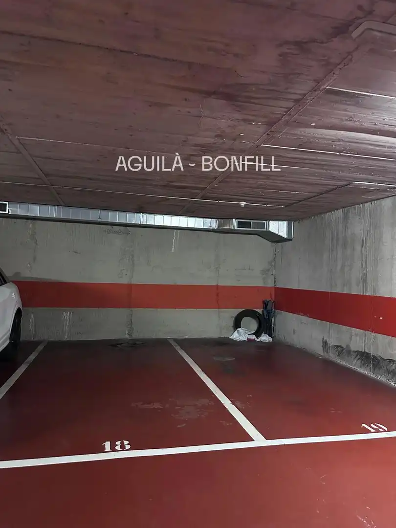 Einzelparkplatz mit Aufzug zur Miete in Prats de Molló, imagen 6