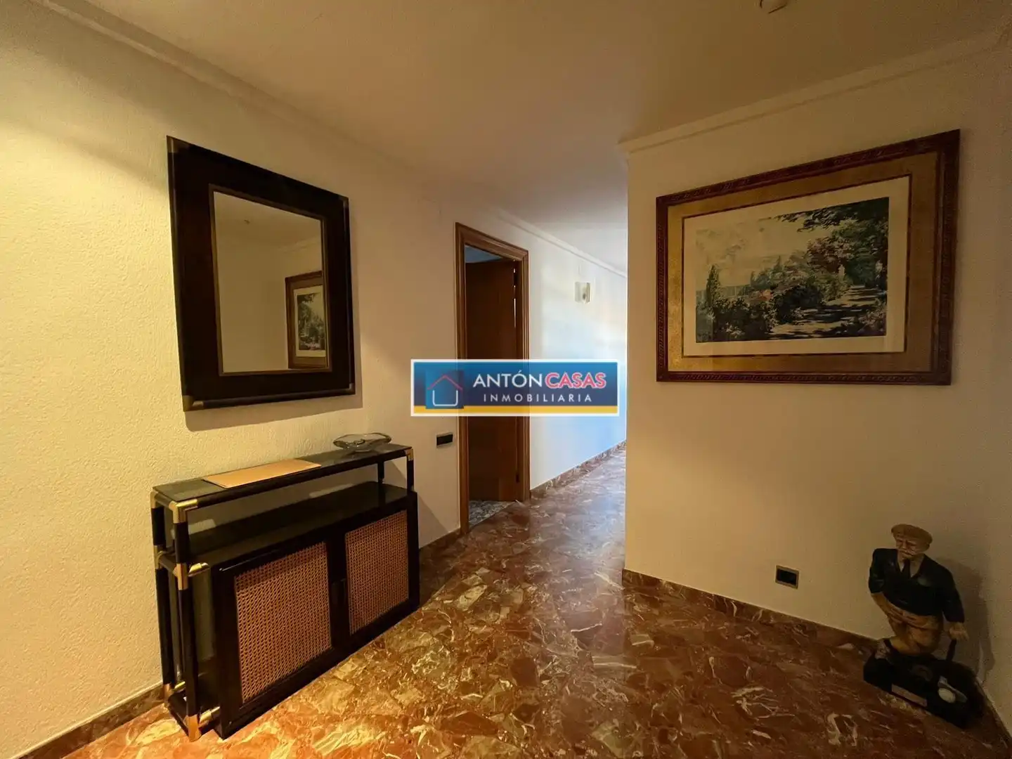 Dachboden zum Verkauf in Elda mit Balkon und Alarm