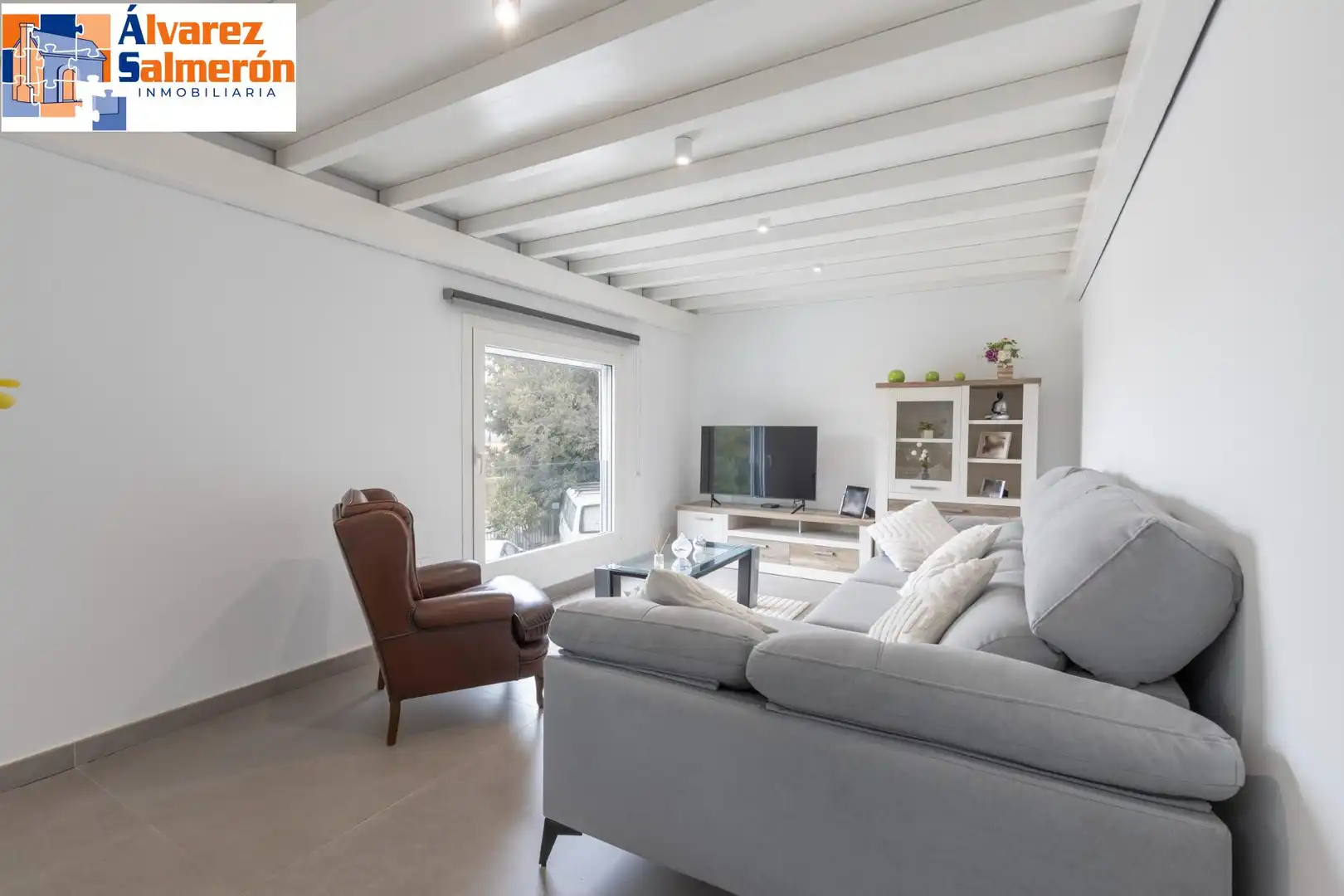 Casa en venda a Genil, imagen 3