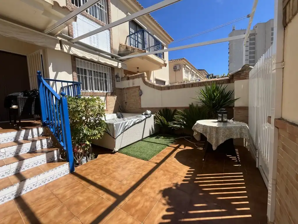 Terrassa de Casa adosada en venda en Orihuela amb Aire condicionat, Terrassa i Moblat