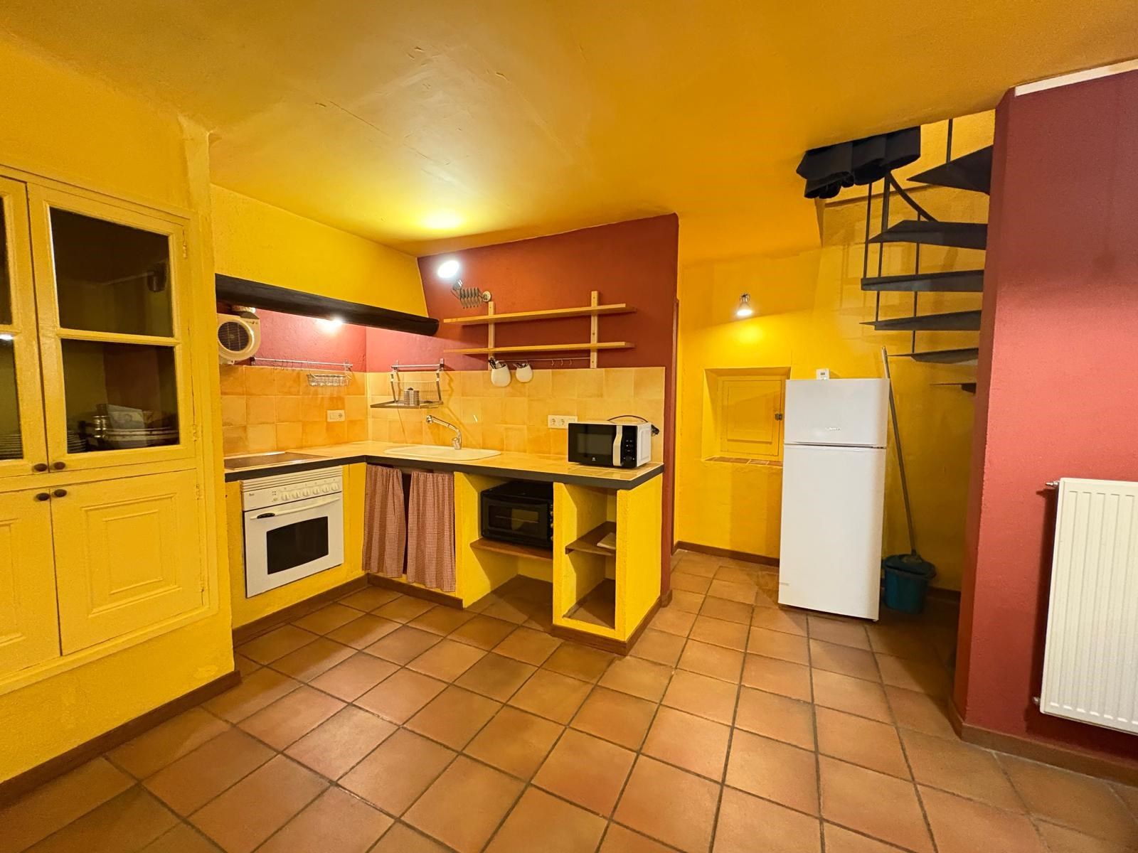 Cuina de Casa o xalet de lloguer en Avinyonet de Puigventós amb Calefacció i Moblat