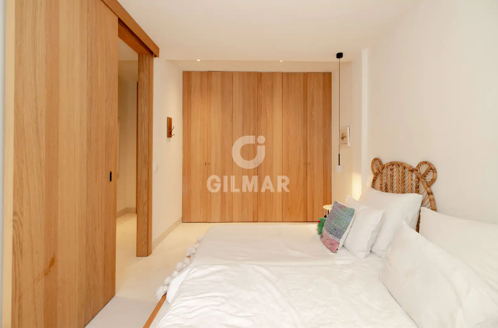Bedroom of Detached homes for sale in Marbella  with Heating, Private garden and Swimming Pool