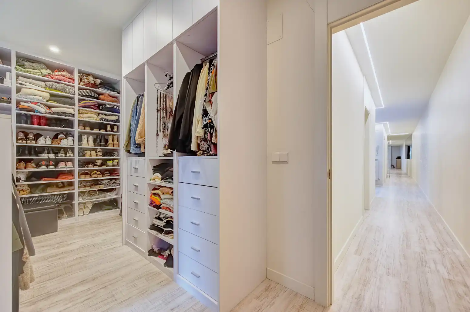 Piso en venta en  Pamplona / Iruña con Calefacción, Parquet y Amueblado