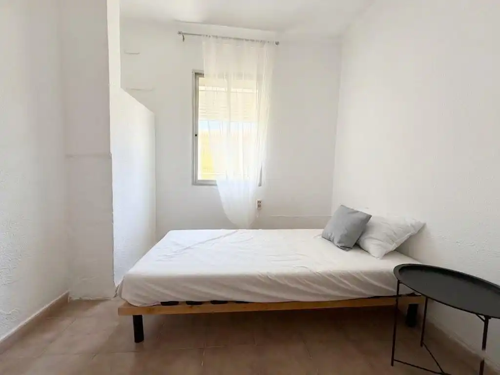 Habitación de Piso en venta en Málaga con Aire acondicionado, Calefacción y Balcón