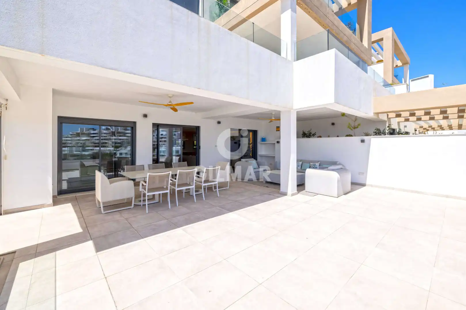 Apartamento con terraza en venta en Estepona Pueblo, imagen 41