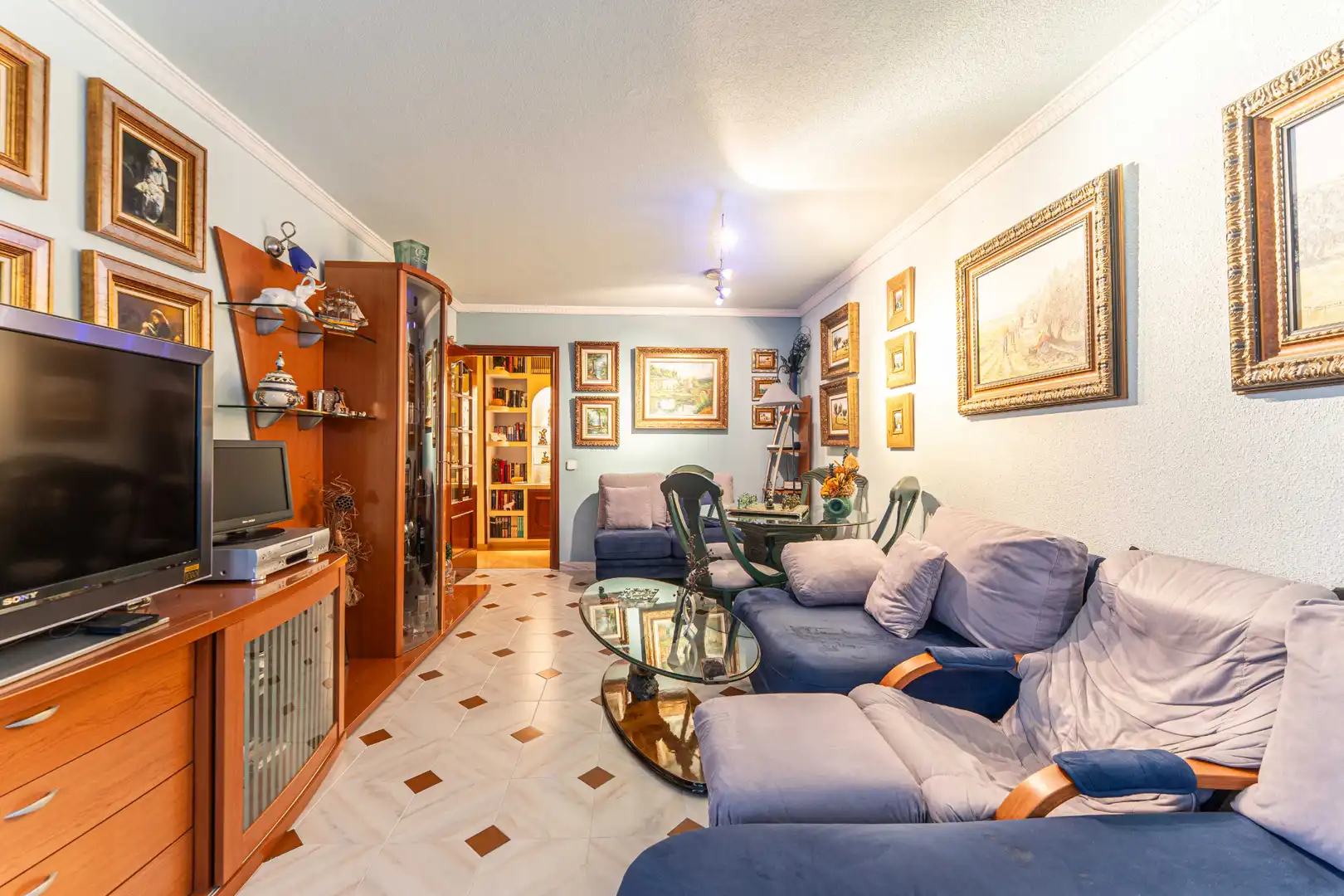 Living room of Flat for sale in Madrid  with Heating, Terrace and Furnished