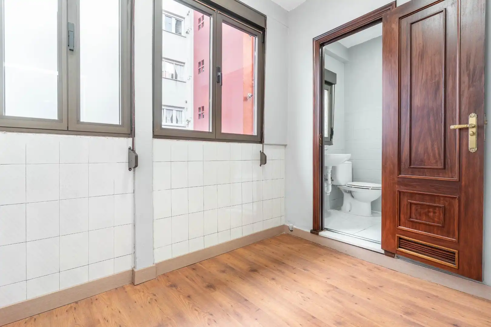 Bathroom of Buildings for sale in Langreo