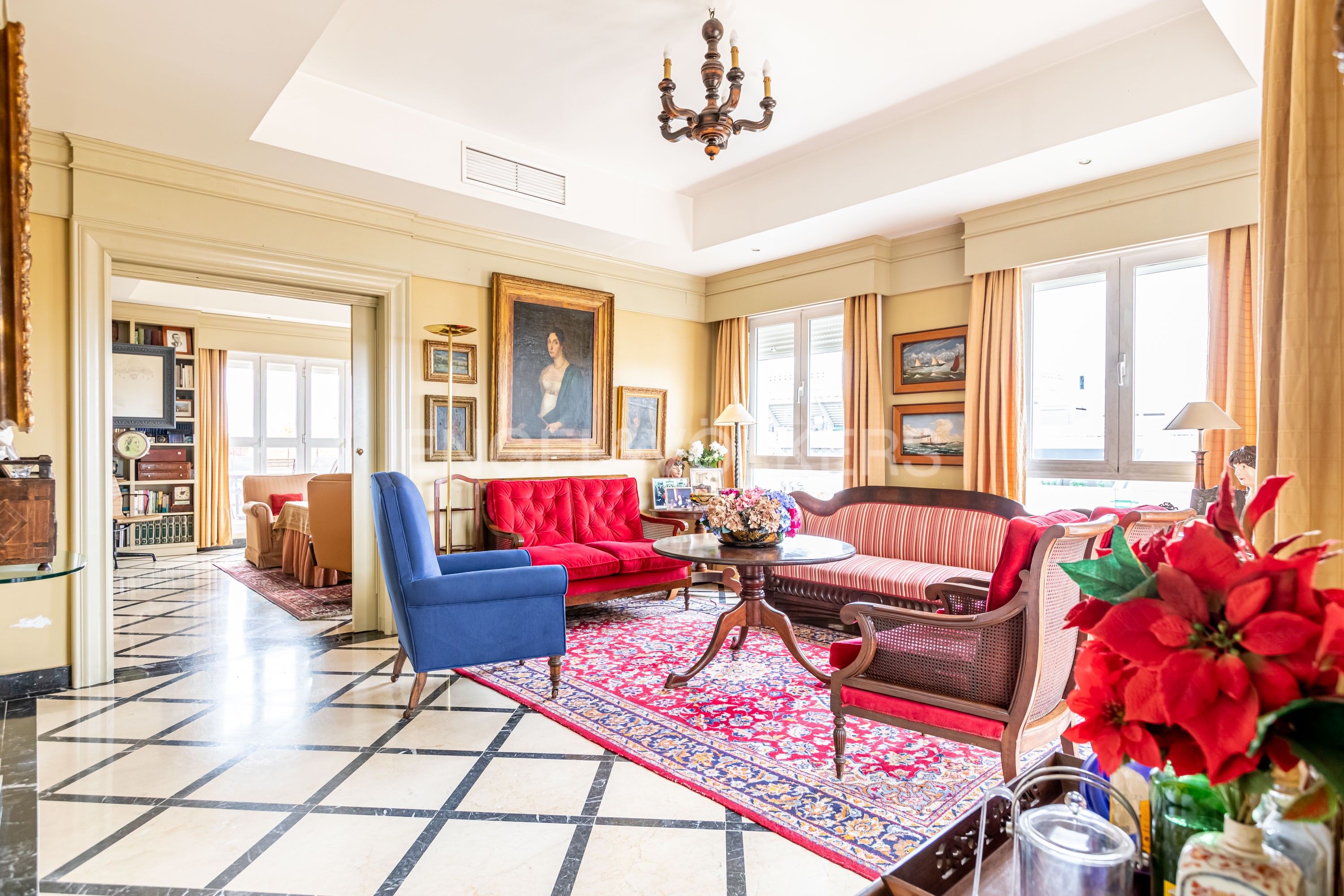 Sala d'estar de Àtic en venda en  Sevilla Capital amb Aire condicionat, Calefacció i Terrassa